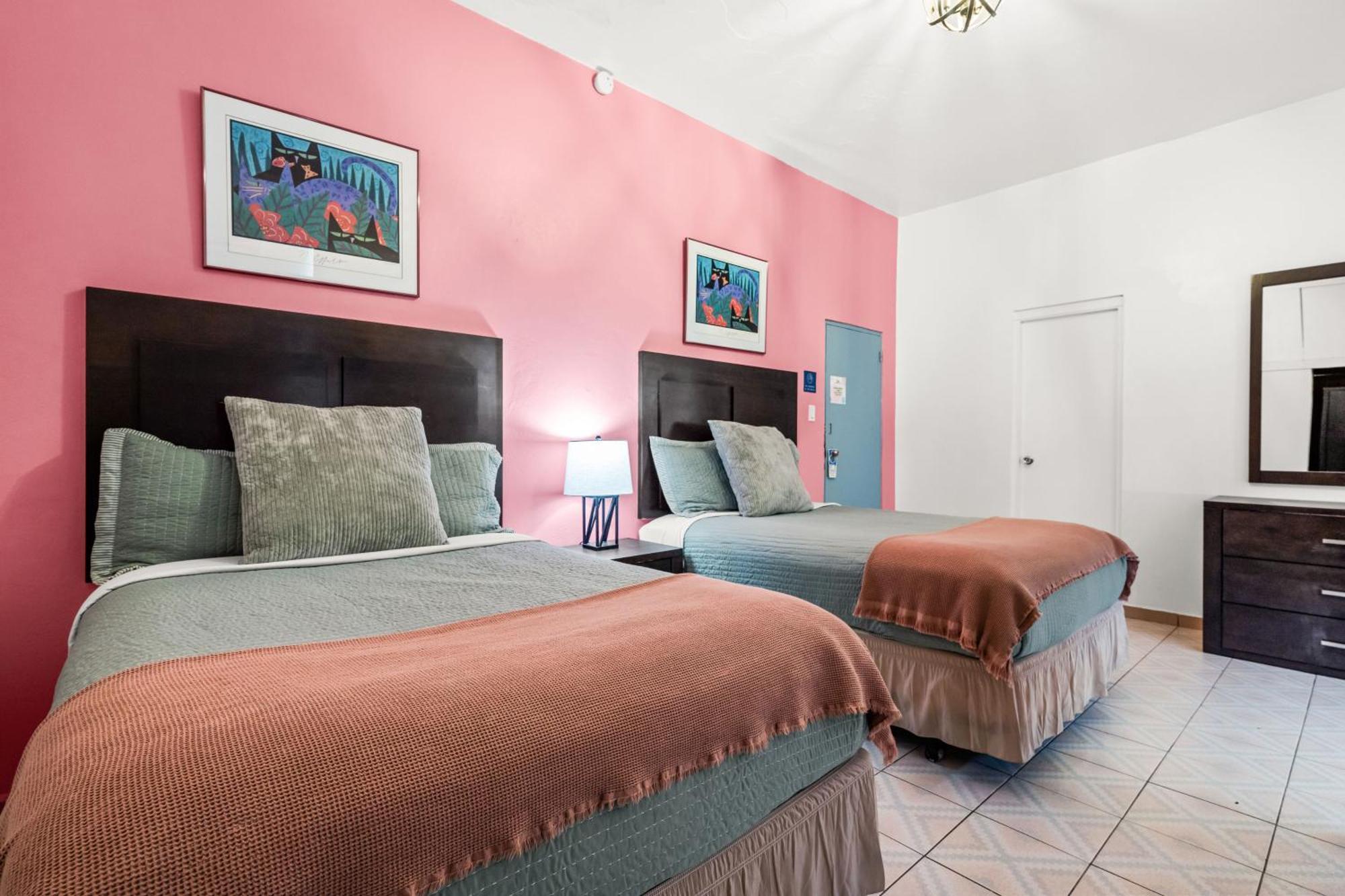 Borinquen Beach Inn San Juan Eksteriør bilde